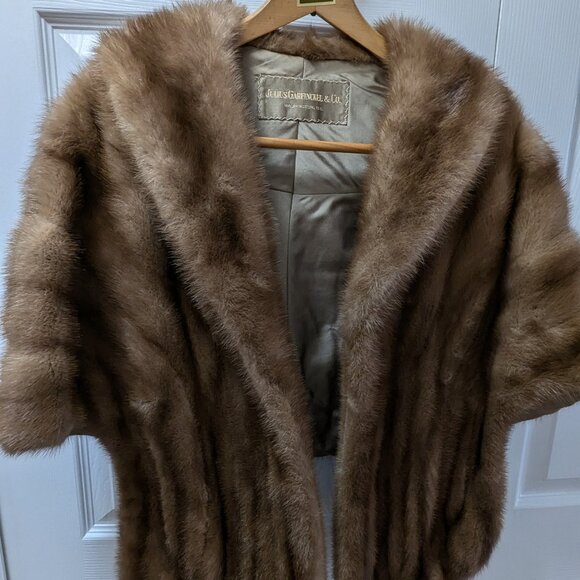 Vintage Mink Fur Jacket/Bolero by Julius Garfinckel & Co. of Washington DC - Picture 2 of 10